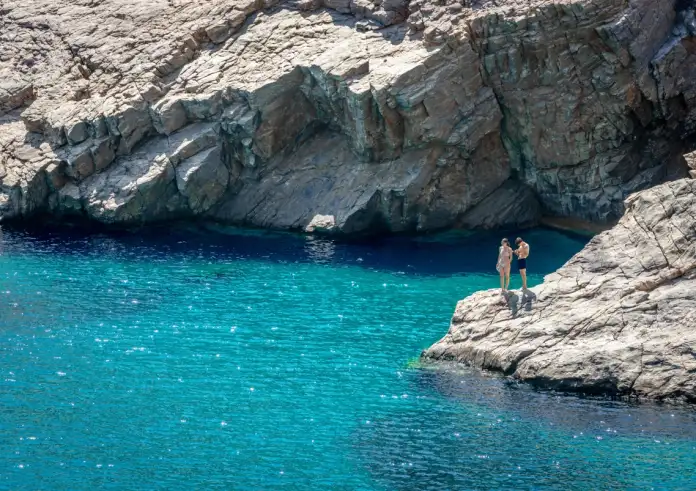 Αύγουστος στη χώρα μας: 5 προορισμοί-διαμάντια που δεν έχεις ανακαλύψει ακόμα