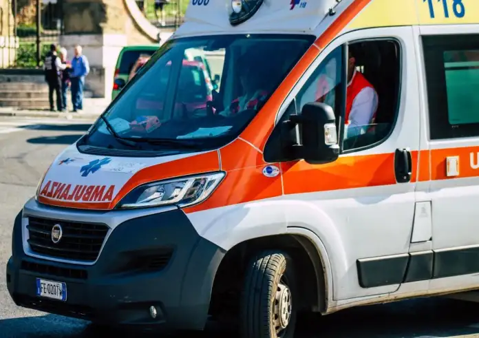 Συναγερμός στην Ιταλία: Τρεις νεκροί και δεκάδες νοσηλείες από αλλαντίαση σε Καλαβρία και Σαρδηνία