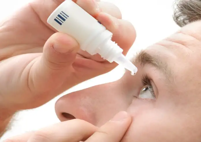 Εγκρίθηκε το πρώτο κολλύριο για την πρεσβυωπία – Βελτιώνει την κοντινή όραση μέσα σε 30 λεπτά