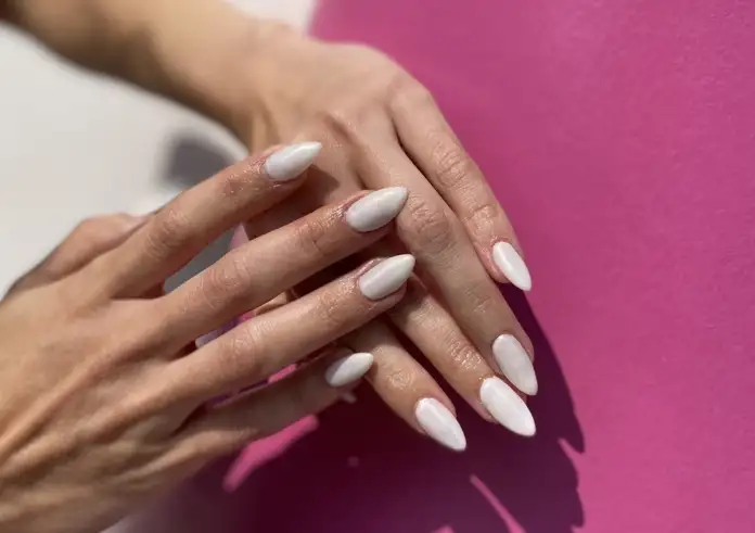 Απαγόρευση -  βόμβα για τα τζελ νυχιών από 1η Σεπτεμβρίου – Οι ουσίες που τίθενται εκτός νόμου στην ΕΕ