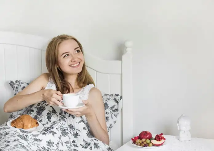 Ξυπνάς με πονοκέφαλο; Δες τι φταίει στο υπνοδωμάτιό σου και πώς θα κοιμάσαι καλύτερα