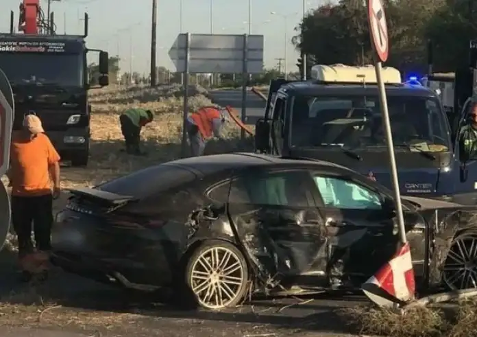 Τροχαίο με Porsche: «Χθες τη γνώρισα» λέει ο Τρύφωνας Σαμαράς – «Με άφησαν στο ξενοδοχείο»