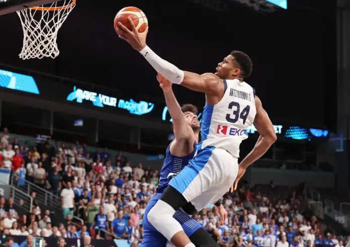 Ελλάδα – Ισραήλ 84-79: Στους «8» με μαγικό Γιάννη – Επόμενος αντίπαλος η Λιθουανία