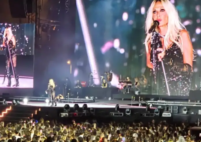 Άννα Βίσση: Υπερθέαμα στο Καλλιμάρμαρο με 130.000 θεατές – Οι συγκινήσεις, οι εκπλήξεις και οι celebrities