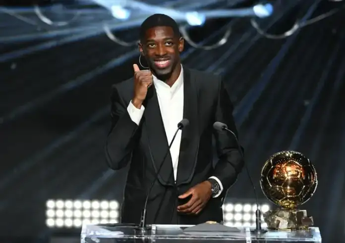 Ουσμάν Ντεμπελέ: Στην κορυφή του κόσμου με τη Χρυσή Μπάλα – Τα μεγάλα βραβεία της βραδιάς στο Παρίσι