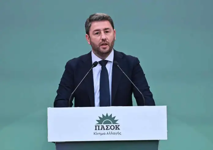 Ανδρουλάκης από την 89η ΔΕΘ: Η πολιτική αλλαγή περνά από τη νίκη του ΠΑΣΟΚ — Όχι σε συνεργασία με τη ΝΔ