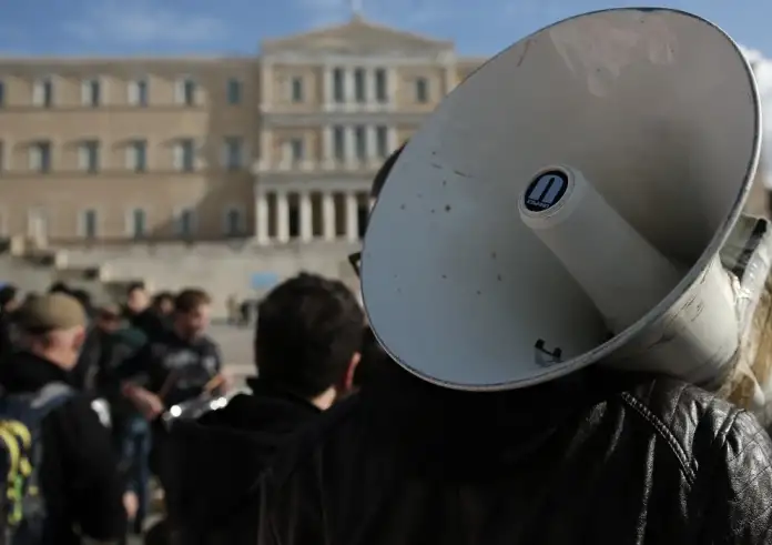 24ωρη απεργία ΜΜΜ την 1η Οκτωβρίου – Πώς θα κινηθούν Μετρό, λεωφορεία, Τραμ, τρένα και ταξί