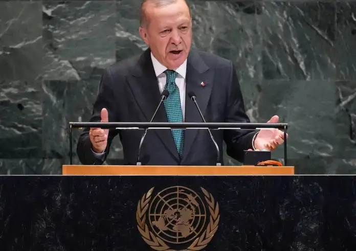 Ερντογάν: Βέτο για συνεκμετάλλευση σε Αιγαίο και Αν. Μεσόγειο – Αναβολή στο τετ α τετ