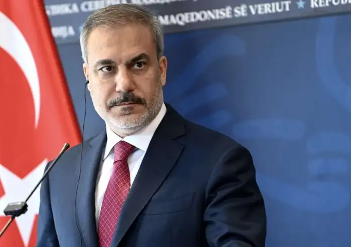 Τουρκία – Χακάν Φιντάν: Οι άδειες για τους κινητήρες του KAAN έχουν μπλοκάρει