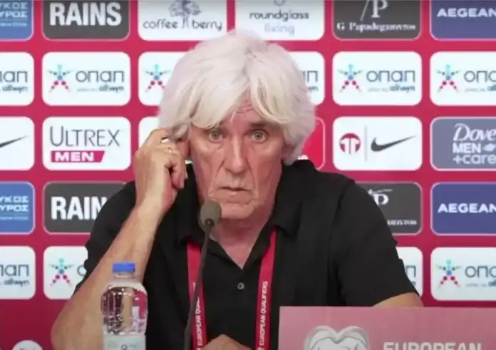 Σεισμός την ώρα της συνέντευξης: Η ψυχραιμία του Γιοβάνοβιτς έκλεψε την παράσταση