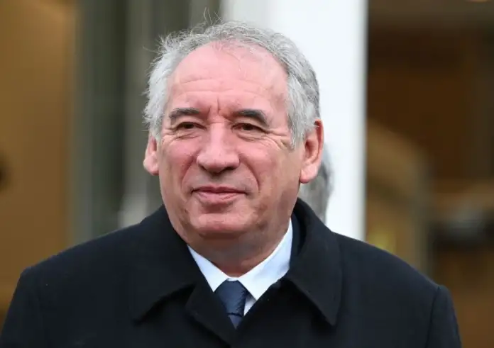 Γαλλία: Έπεσε η κυβέρνηση Μπαϊρού μετά την απόρριψη ψήφου εμπιστοσύνης – Στο Προεδρικό για παραίτηση, νέα πολιτική κρίση