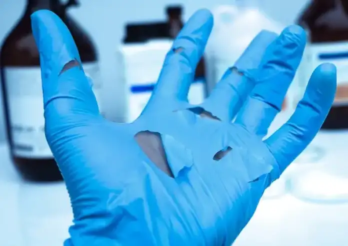 ΕΟΦ: Ανάκληση παρτίδας πλαστικών γαντιών ως «ακατάλληλου προϊόντος»