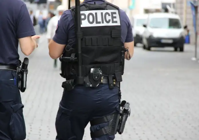 Γαλλία: Νεκρός Τυνήσιος από πυρά αστυνομικών – Μαχαίρωσε 4 άτομα