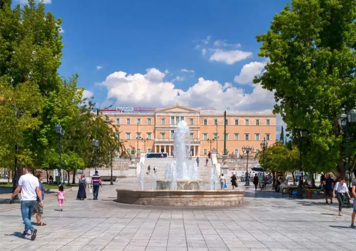 Σοβαρό επεισόδιο στο Σύνταγμα: Βίντεο καταγράφει τη συμπλοκή Ισραηλινών και Παλαιστινίων