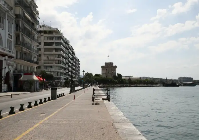 Θρίλερ στον Θερμαϊκό: Ταυτοποιήθηκε 23χρονος — Σε εξέλιξη οι έρευνες για τη δεύτερη σορό