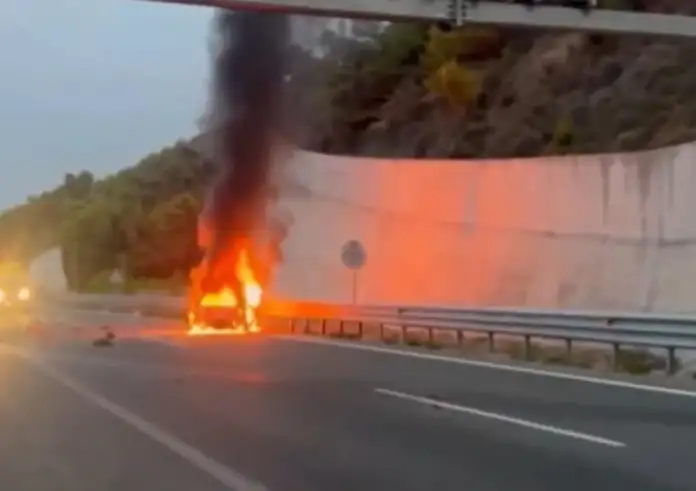 Φρίκη στην Εθνική Οδό: 70χρονη μπήκε στο αντίθετο ρεύμα – Δύο νεκροί και ένας τραυματίας