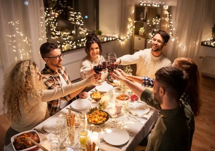 Τρως αργά το βράδυ; Δες γιατί οι ειδικοί λένε να το ξανασκεφτείς