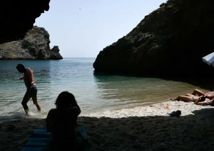 North Evia Pass 2025: Λήγει σήμερα η προθεσμία για την κάρτα των 150 ευρώ – Ποιοι είναι οι δικαιούχοι