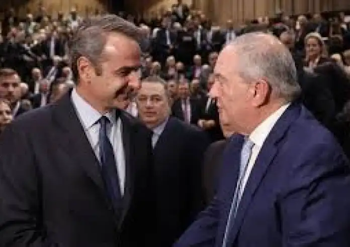 Μητσοτάκης και Καραμανλής στο Ωδείο Αθηνών για το βιβλίο του Στυλιανίδη – Ηχηρή απουσία του Σαμαρά