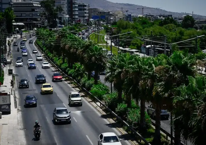«Κόκκινος» συναγερμός για οδηγούς: Έρχονται χιλιάδες πρόστιμα τον Νοέμβριο