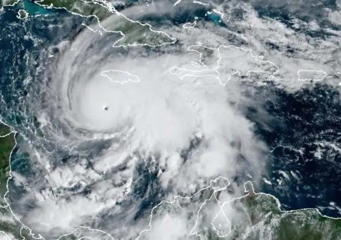 Ο Παγκόσμιος Μετεωρολογικός Οργανισμός προειδοποιεί: Ο Μελίσα θα είναι ο πιο ισχυρός κυκλώνας του αιώνα