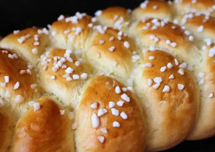 ΕΦΕΤ: Ανάκληση τσουρεκιού. Περιέχει ουσία επιβλαβή για την υγεία