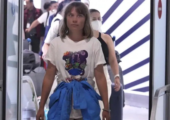 Επιστρέφουν στην Ελλάδα μετά τη σύλληψή τους στον στολίσκο ανθρωπιστικής βοήθειας προς τη Γάζα