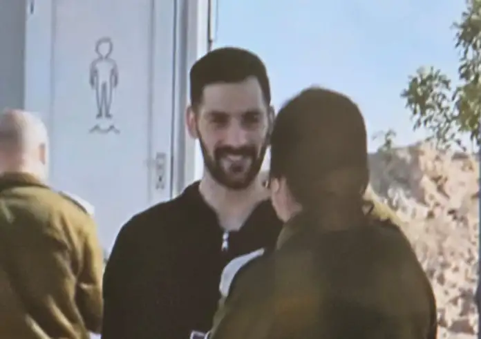 Απελευθερώθηκε και η δεύτερη ομάδα ομήρων – Συγκλονιστικές εικόνες από την επιστροφή τους στο Ισραήλ