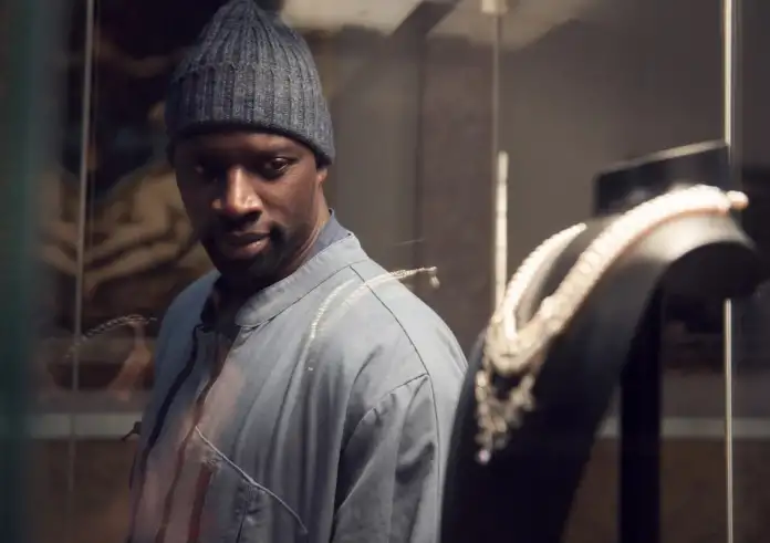 Lupin: Η ληστεία στο Λούβρο που θύμισε τη δημοφιλή σειρά του Netflix