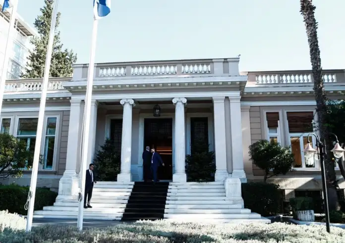 Έκτακτη σύσκεψη για την ηλεκτρική διασύνδεση Ελλάδας – Κύπρου μετά τη σφοδρή αντίδραση Χριστοδουλίδη