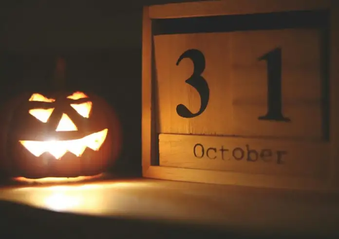 Πότε είναι το Halloween 2025 – Η ιστορία και τα έθιμα της πιο τρομακτικής γιορτής