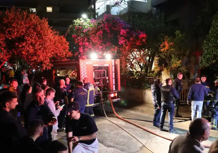 Ηράκλειο: Οικογενειακή τραγωδία πίσω από τη φονική πυρκαγιά – Νεκρή μητέρα, νεκρός ο ένας γιος, στο νοσοκομείο ο δεύτερος