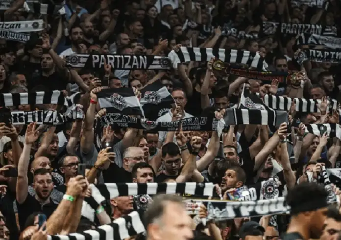 Ξεσηκώθηκαν οι οπαδοί της Παρτίζαν: Συγκέντρωση για Ομπράντοβιτς και αποδοκιμασίες στη διοίκηση»