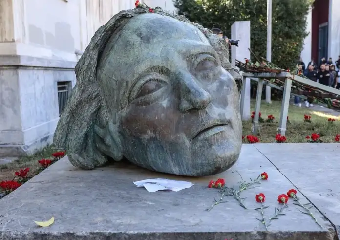 Πολυτεχνείο: Κλειστοί σταθμοί Μετρό και αλλαγές στα δρομολόγια των μέσων – Τι ανακοινώνει ο ΟΑΣΑ