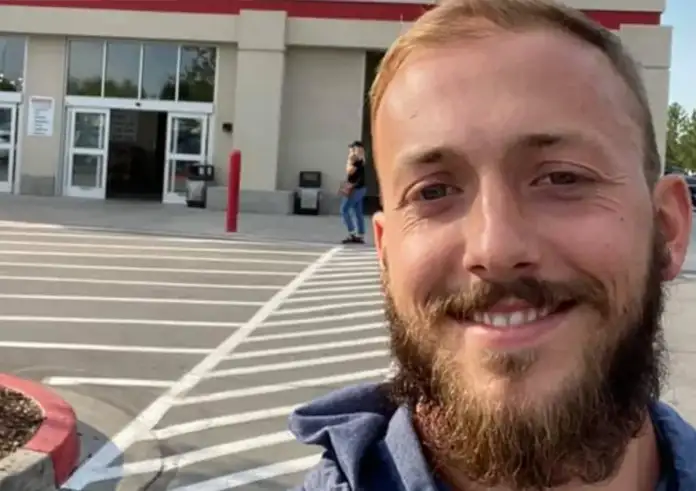 Πατέρας κατηγορείται για βασανισμό αφού εξέθεσε τα παιδιά του σε θανατηφόρα πεζοπορία