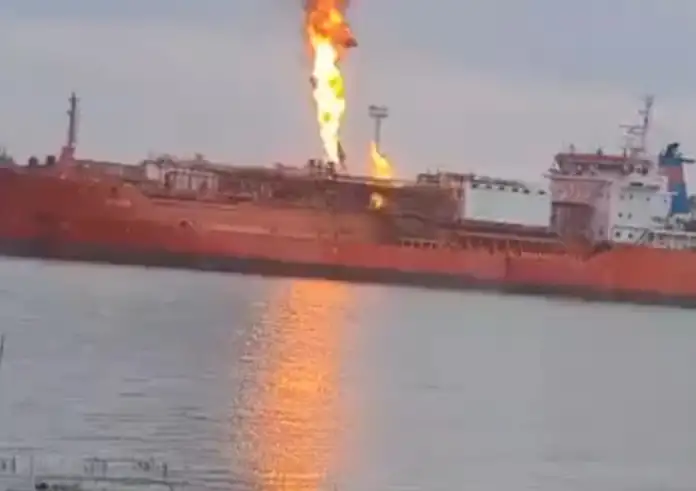 Ρωσική επίθεση σε τουρκικό τάνκερ με 4.000 τόνους LPG – Εκκενώθηκε χωριό στη Ρουμανία