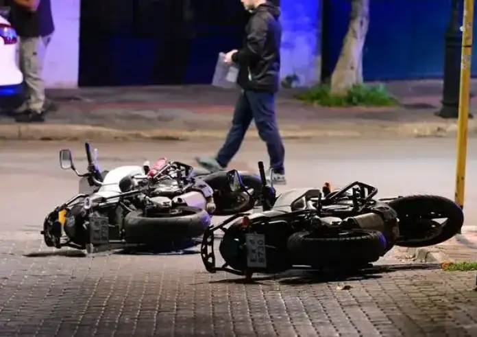 Άγιος Δημήτριος: Κινηματογραφική καταδίωξη με πυροβολισμούς μετά από διάρρηξη – Τρεις αστυνομικοί τραυματίες