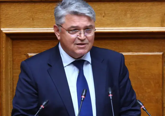 Δημήτρης Νατσιός: «Θυσιάζω και τη βουλευτική μου έδρα για να μην πάρω Προσωπικό Αριθμό»