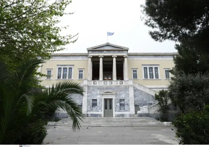 Φοιτητής καταδικάστηκε σε 14 μήνες φυλάκιση για σύνθημα υπέρ της Παλαιστίνης σε τοίχο του ΕΜΠ