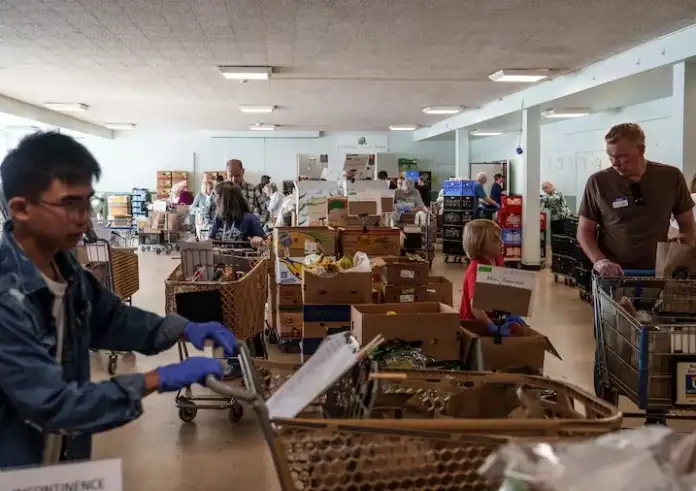 ΗΠΑ σε κρίση: Το κυβερνητικό λουκέτο βυθίζει τα χαμηλά εισοδήματα