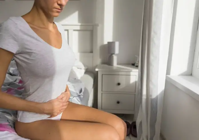 Μήπως για την ουρολοίμωξη φταίει κάτι που έφαγες; Τι δείχνει νέα μελέτη