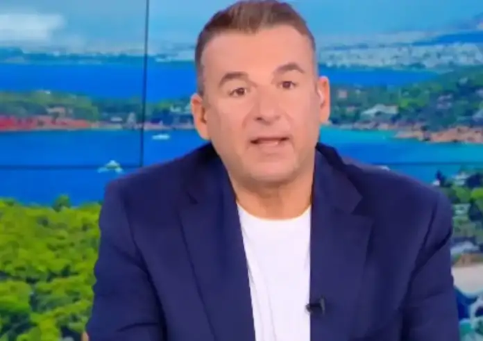 Γιώργος Λιάγκας «καρφώνει» Σοφία Μουτίδου για τα σχόλιά της στον Απόστολο Γκλέτσο