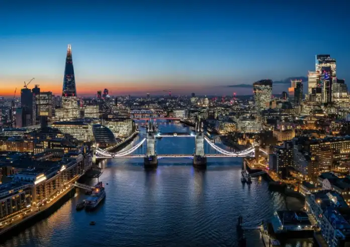 Forbes: Αυτές είναι οι καλύτερες πόλεις του κόσμου για να ζεις. Η θέση της Αθήνας