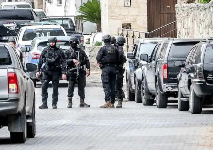 Βορίζια: Συνελήφθη και ο ξάδελφος του γαμπρού του Καργάκη – Εμφανίζεται στο βίντεο με το καλάσνικοφ