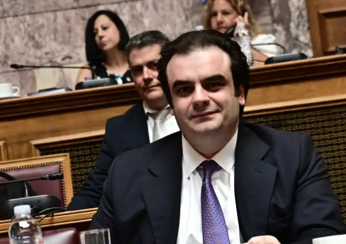 Bloomberg: Ο Κυριάκος Πιερρακάκης καταθέτει την υποψηφιότητά του για την προεδρία του Eurogroup