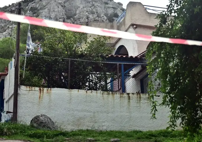 Σαλαμίνα: Η 46χρονη ομολόγησε τη δολοφονία της 75χρονης πεθεράς της– Πώς έφτασε η ΕΛ.ΑΣ. στα ίχνη της