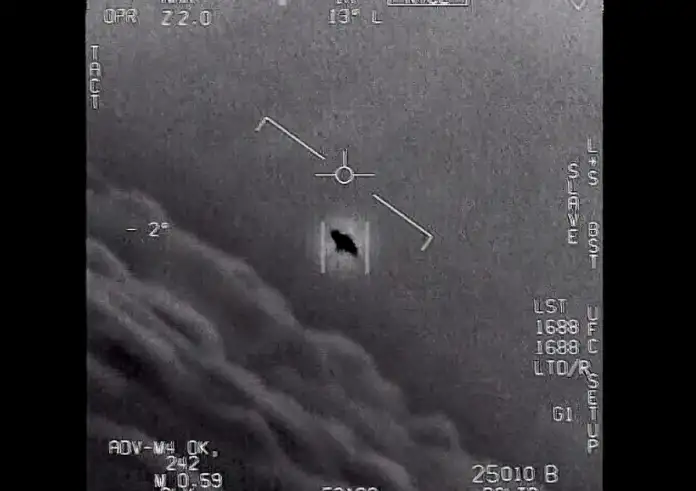 Ντοκιμαντέρ «φωτιά» για μυστικό πόλεμο εξωγήινης τεχνολογίας: «Δεν είναι πια ερώτημα αν υπάρχουν UFO»