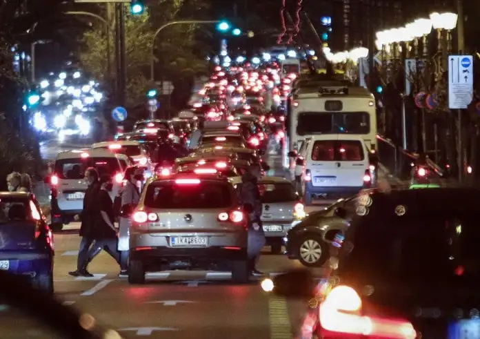 Αθήνα: Κυκλοφοριακές ρυθμίσεις στο κέντρο λόγω συγκέντρωσης του ΠΑΜΕ