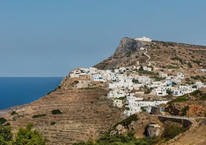 Σίκινος: Ανθρώπινος σκελετός σε δύσβατο σημείο του νησιού – Είναι μία από τις δύο Γαλλίδες που αγνοούνταν από το 2024