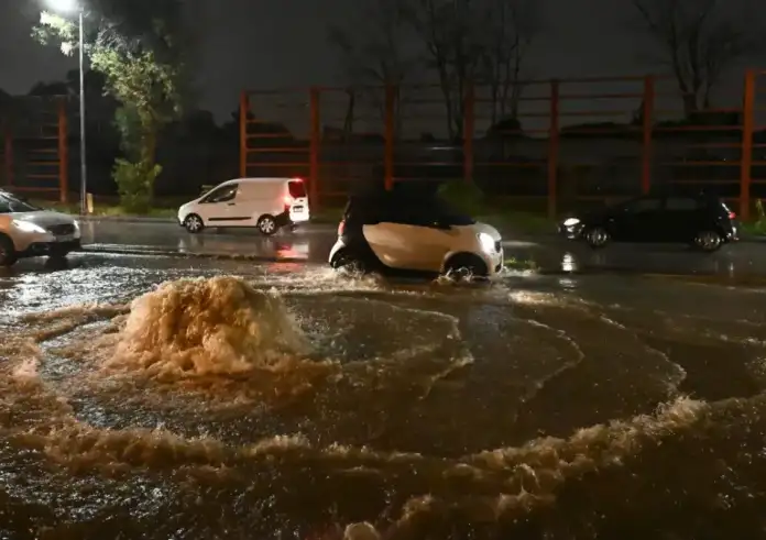 Αττική: Κλειστοί δρόμοι και κυκλοφοριακές ρυθμίσεις λόγω της κακοκαιρίας Byron